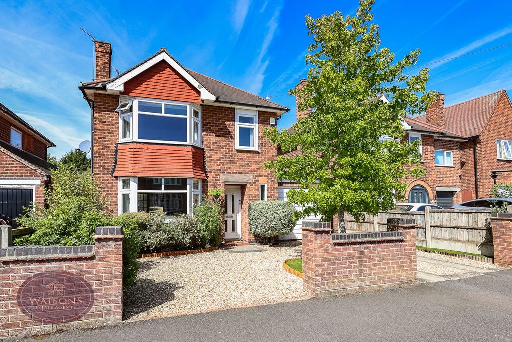 Property photo 1 of 34