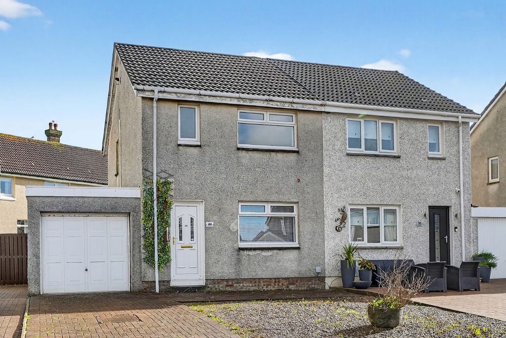 Property photo 1 of 22