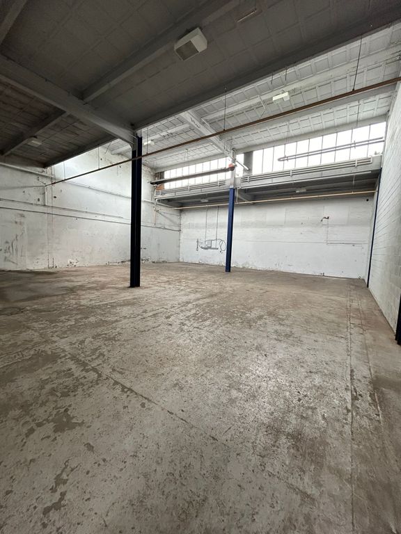 Property photo 1 of 4