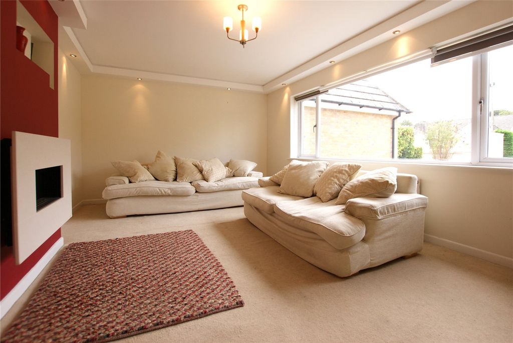 Property photo 3 of 9 Picture No. 34