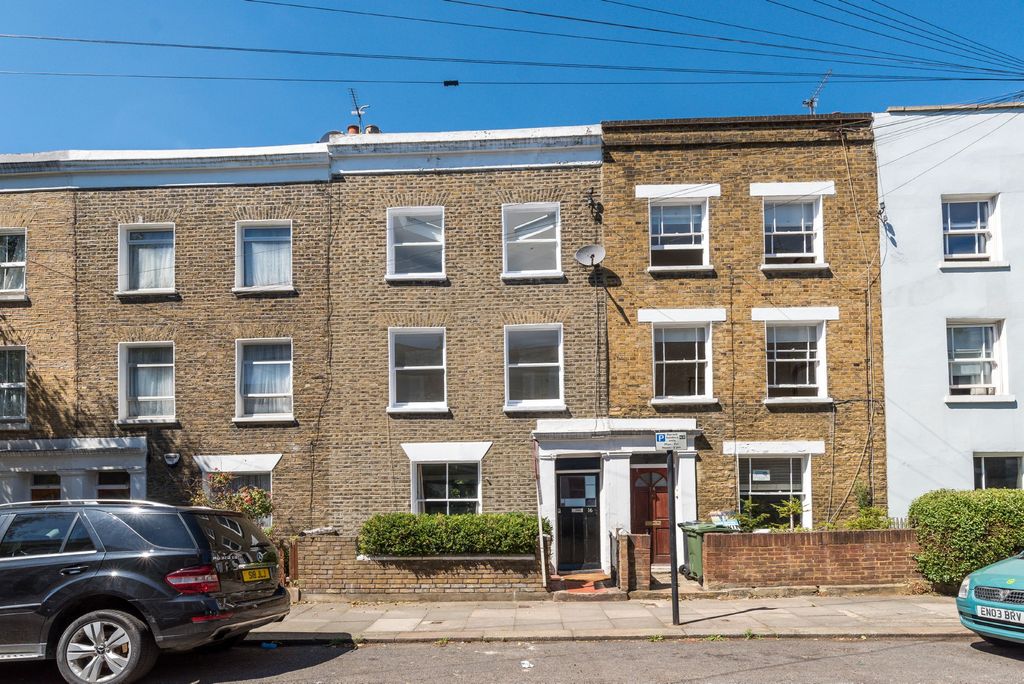 Property photo 2 of 11