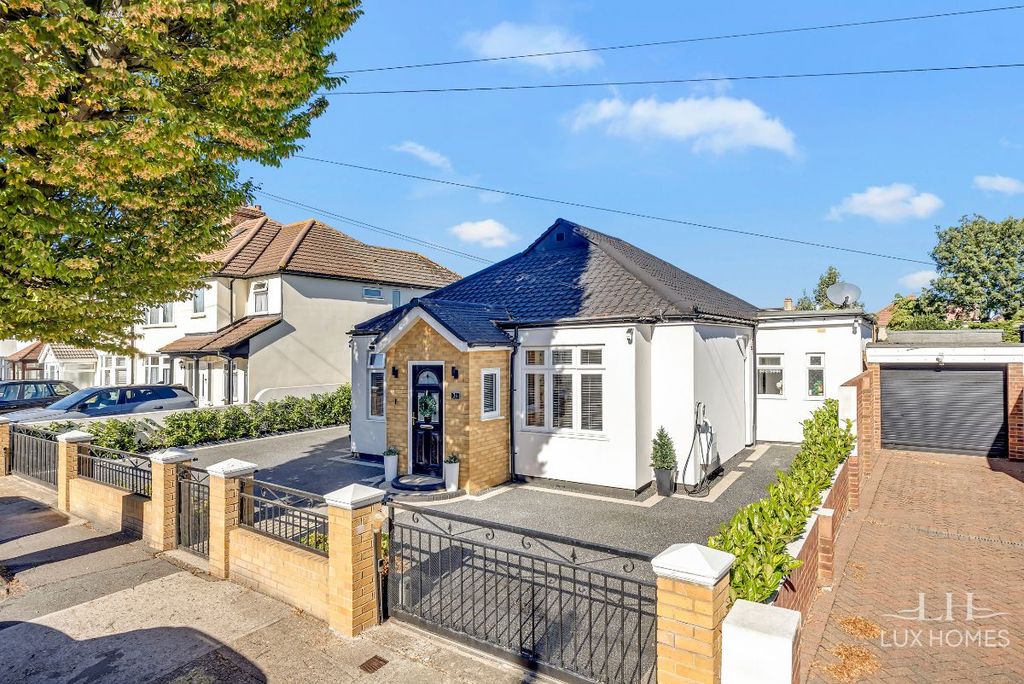 Property photo 1 of 38
