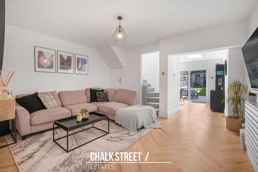 Property photo 2 of 29