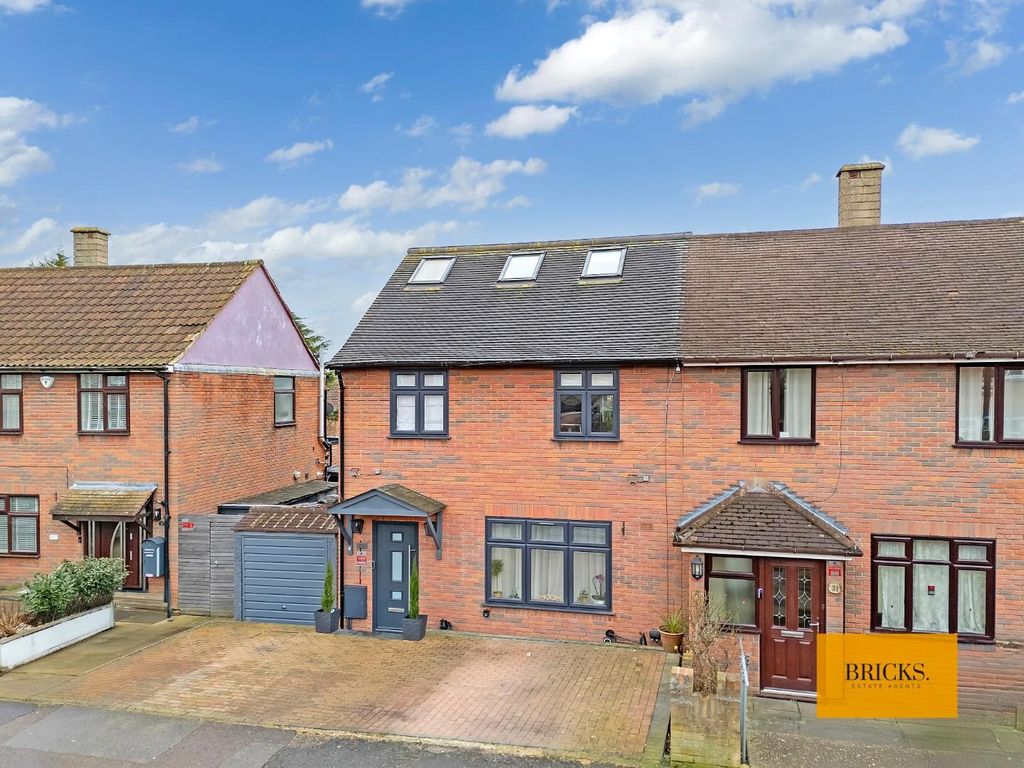 Property photo 1 of 31