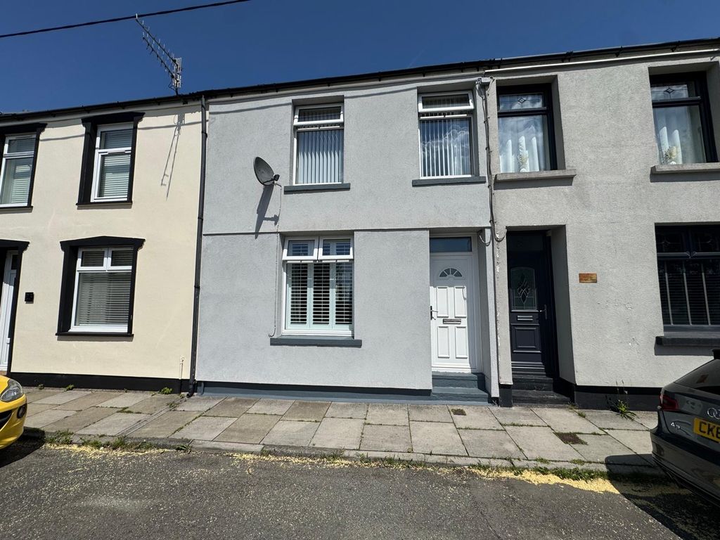 Property photo 1 of 18 F7833697-78Ec-4Bcb-Bde6-5E890c403391.Jpeg