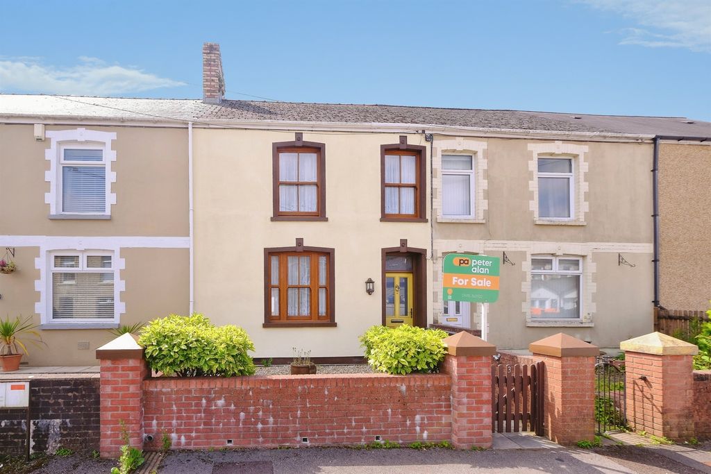 Property photo 1 of 19