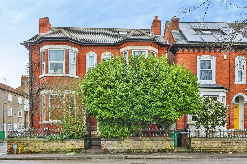 Property photo 2 of 15