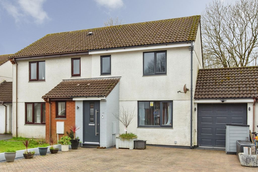 Property photo 1 of 17 Pbox-Img.Jpg