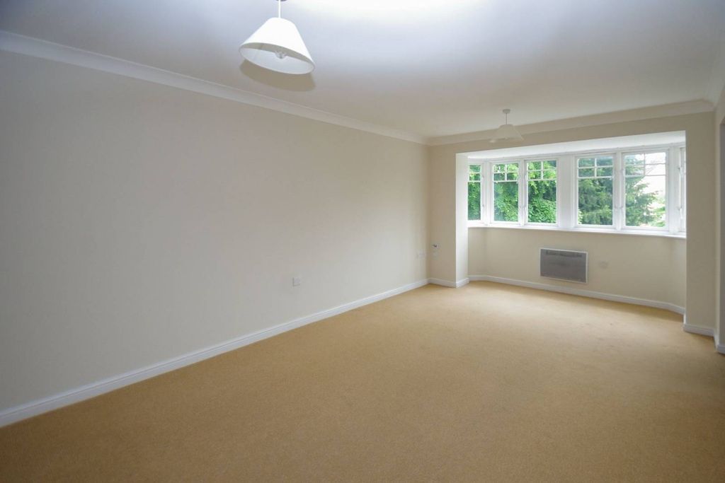 Property photo 3 of 8