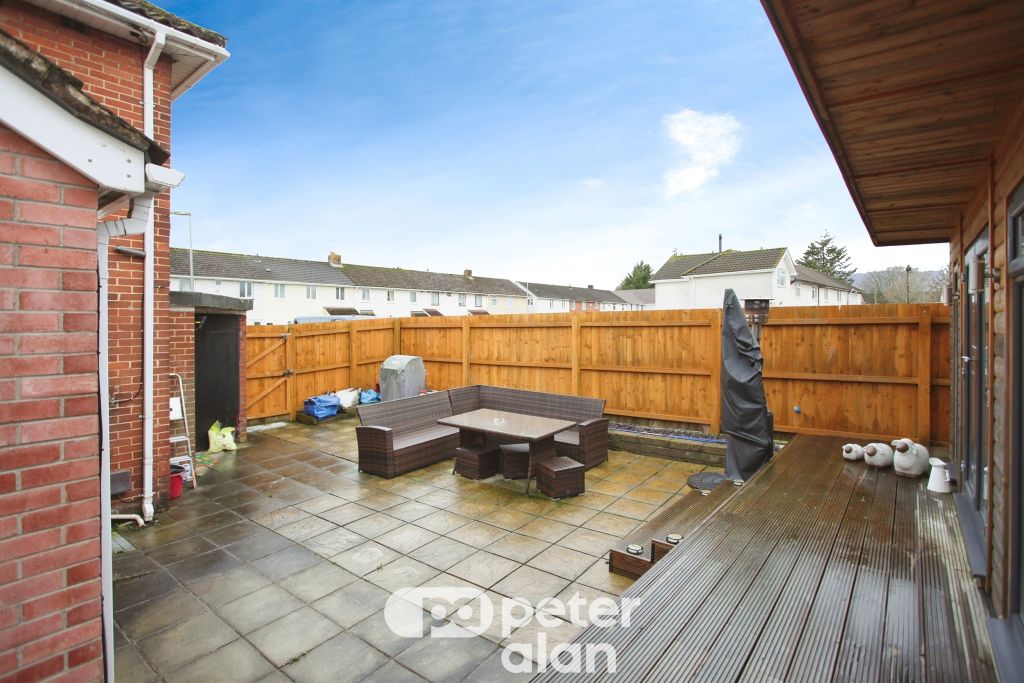 Property photo 2 of 24