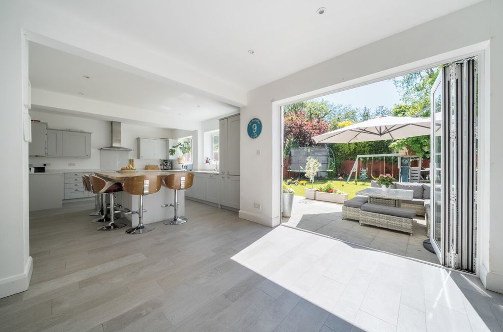 Property photo 3 of 21 22-681Dfc24Aa652-...