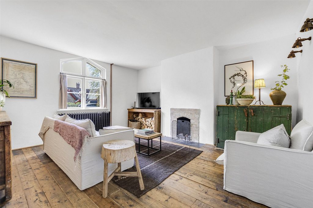 Property photo 3 of 23 Picture No. 04