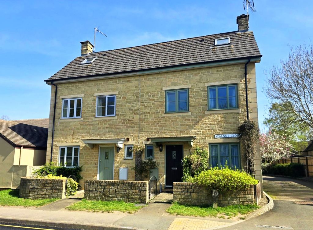 Property photo 1 of 22 Front