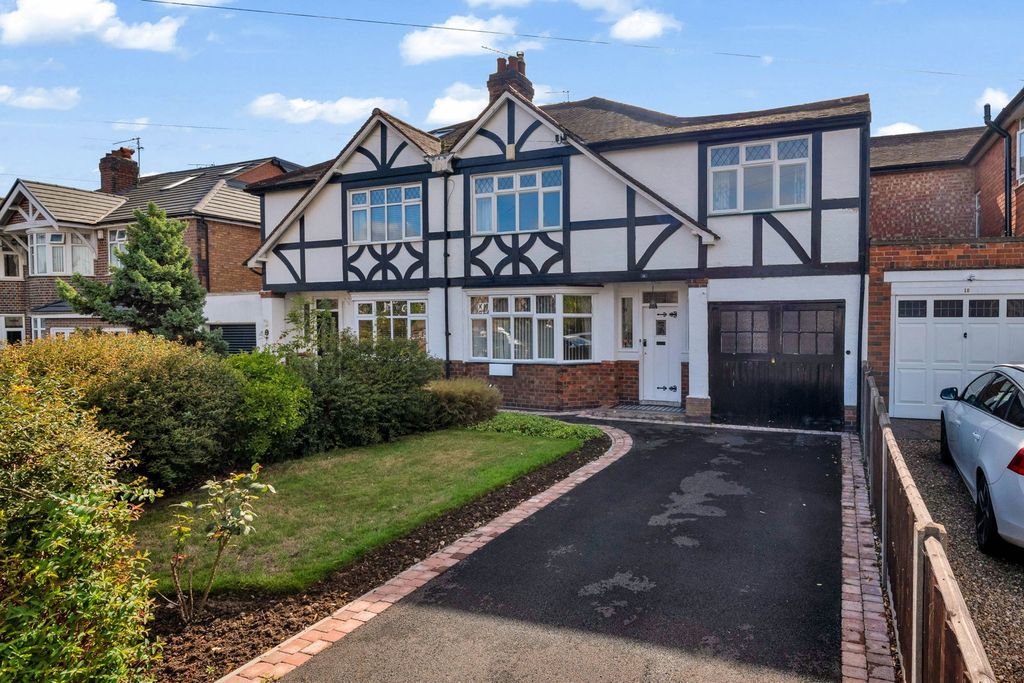 Property photo 1 of 30