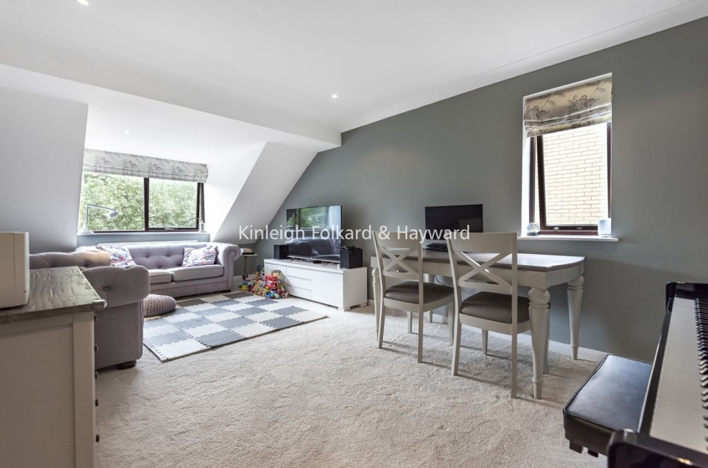 Property photo 1 of 14 d8De3B4E-47Fb-499d-A