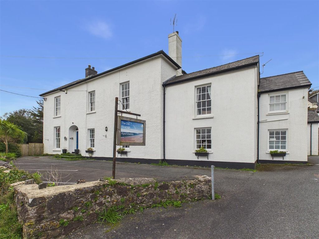 Property photo 1 of 20 Cam05016G0-Pr0173-Still002.Jpg