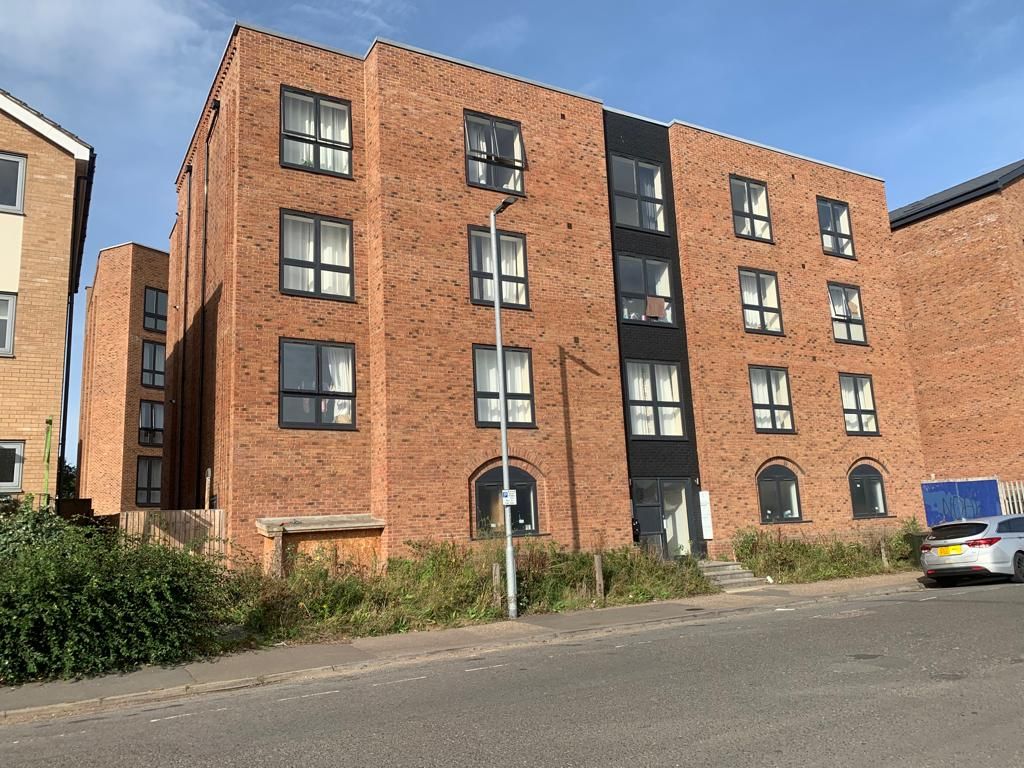 Property photo 1 of 8