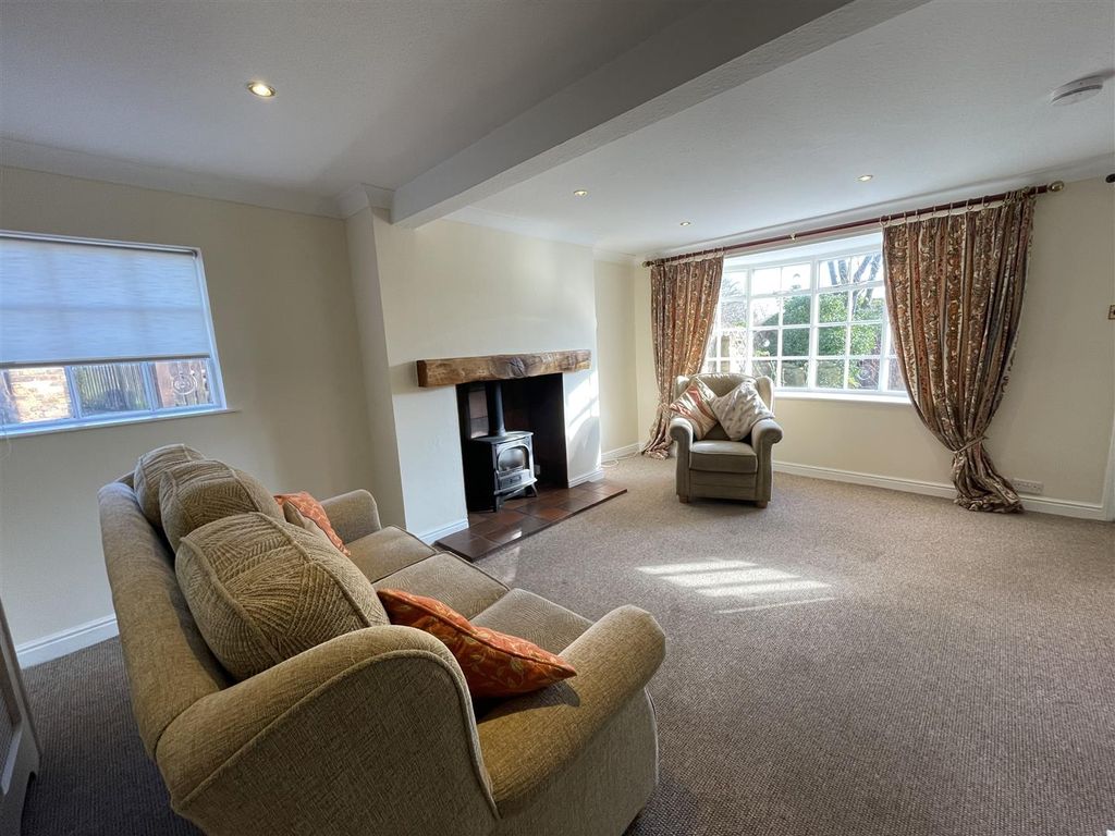 Property photo 2 of 13 Img_1049.Jpg