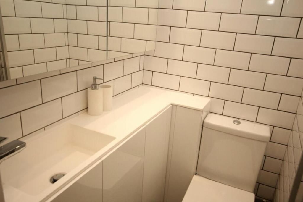 Property photo 2 of 5 Bathroom