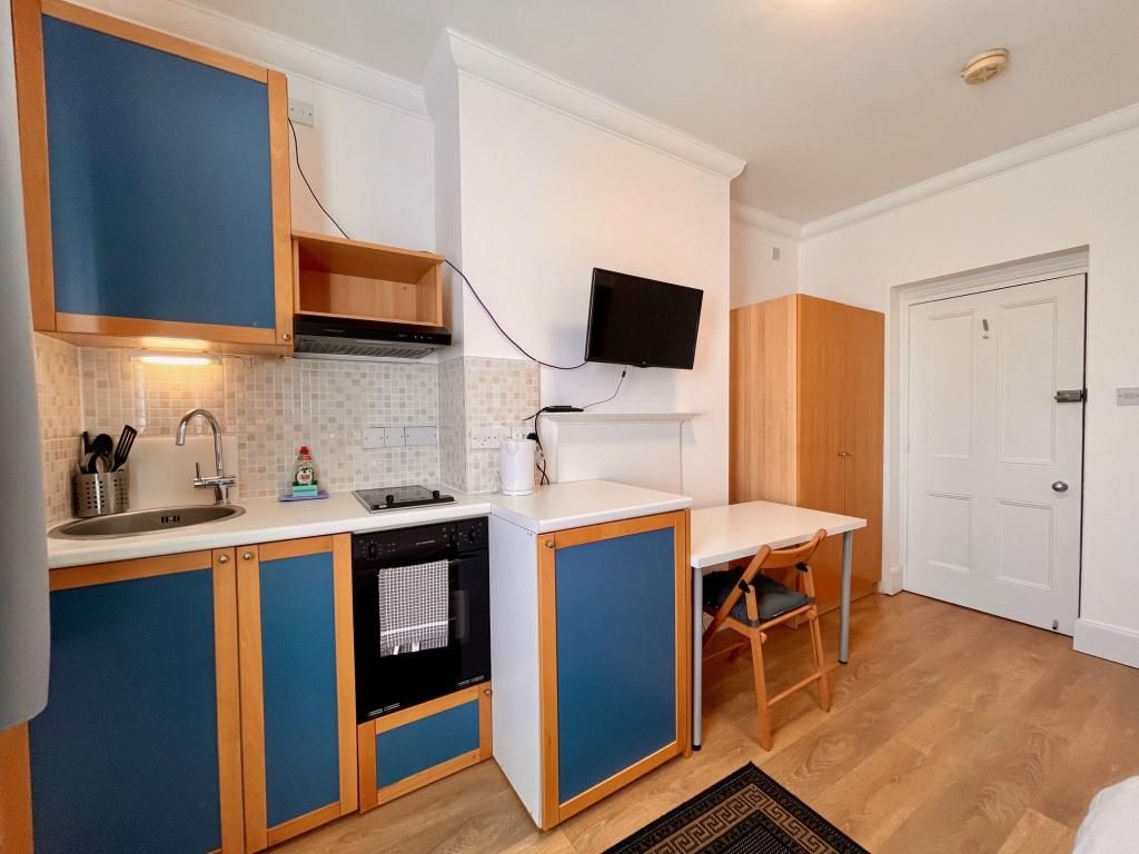 Property photo 3 of 5 Gallery