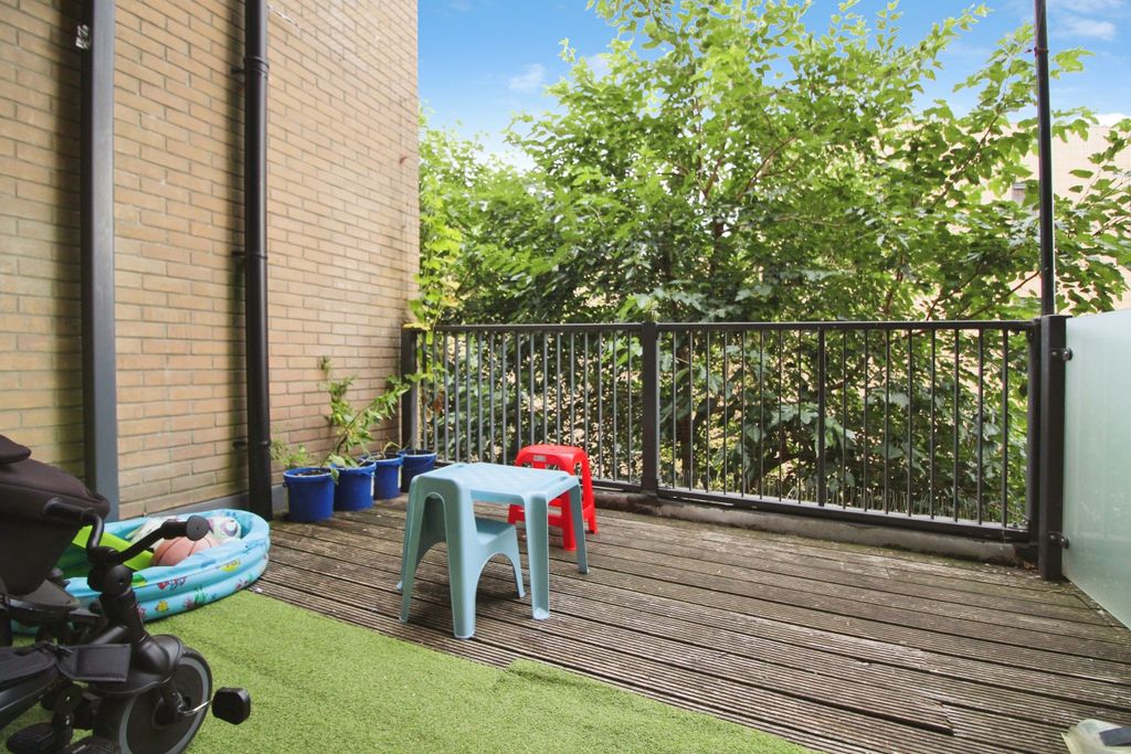 Property photo 2 of 12 Balcony.Jpg