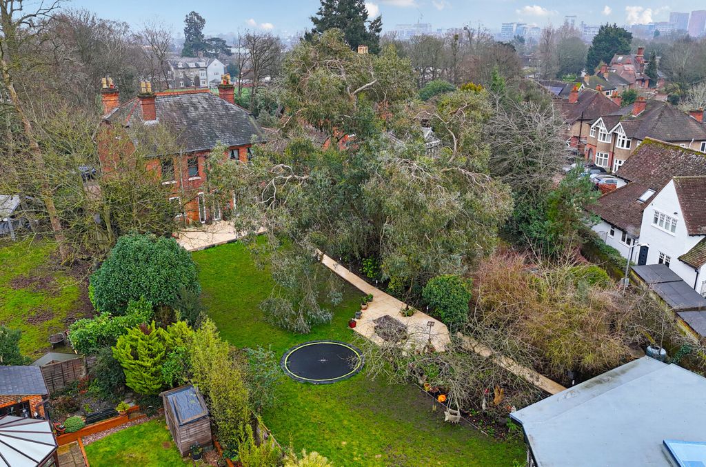 Property photo 2 of 37 10-696E2364195Ff-...