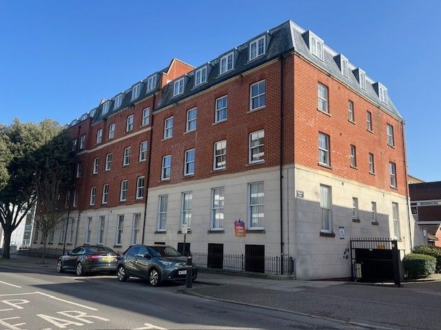 Property photo 1 of 7 Exterior