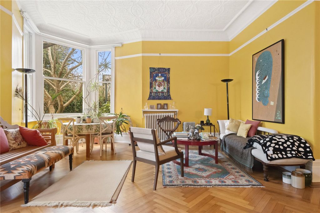 Property photo 3 of 13 Reception