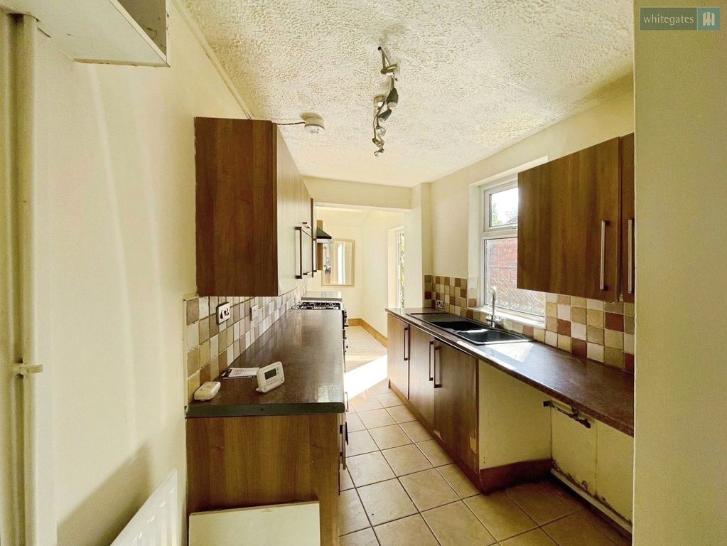 Property photo 3 of 17 Picture No. 29