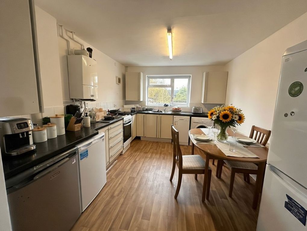 Property photo 3 of 4 Photo 5