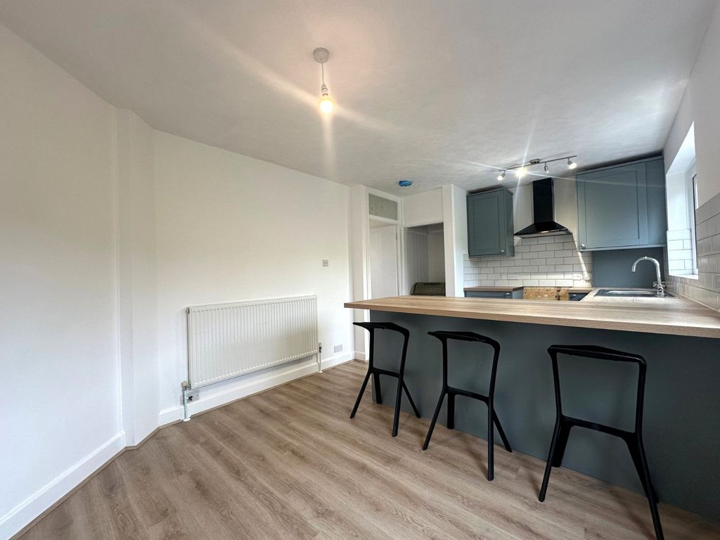 Property photo 2 of 7 Picture 2