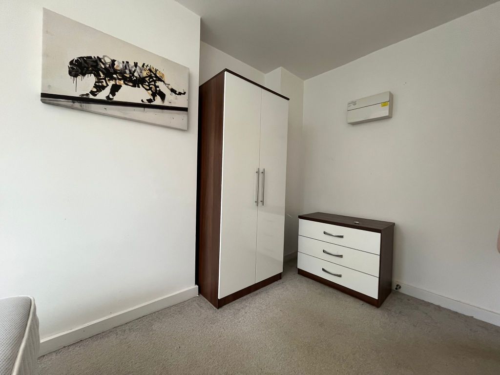 Property photo 3 of 8 Image