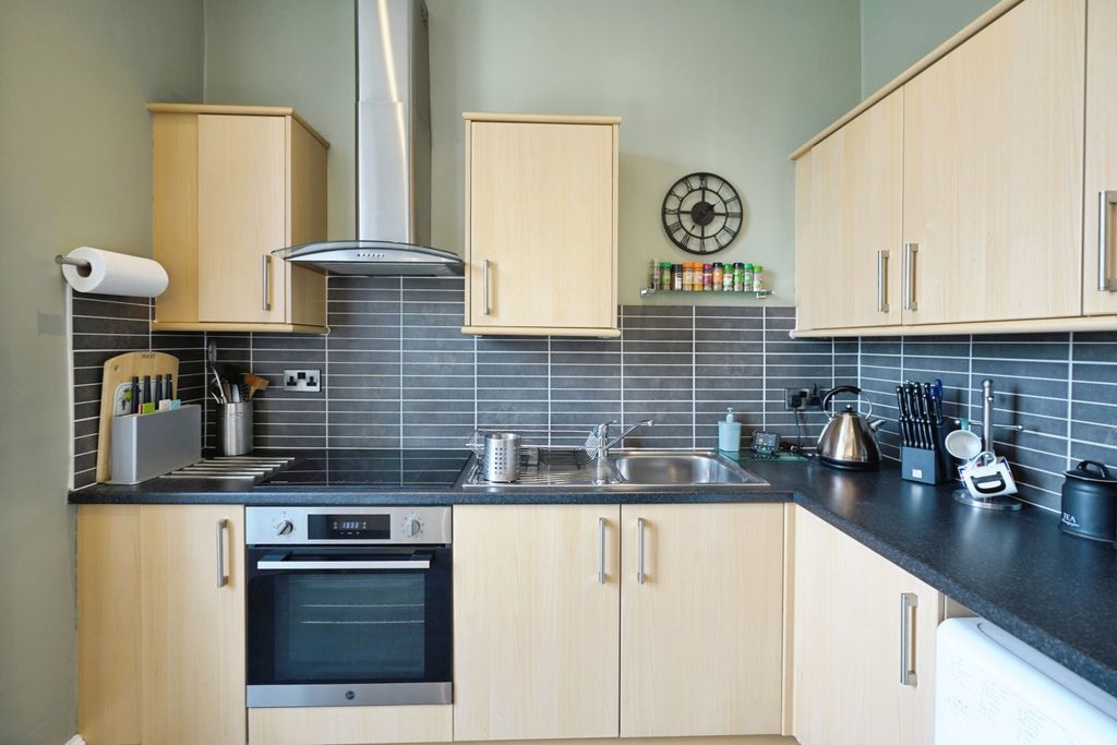 Property photo 2 of 15 Kitchen