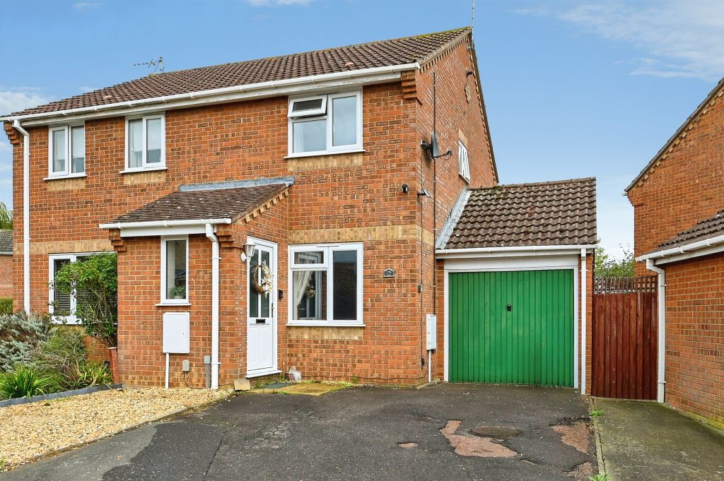 Property photo 1 of 15