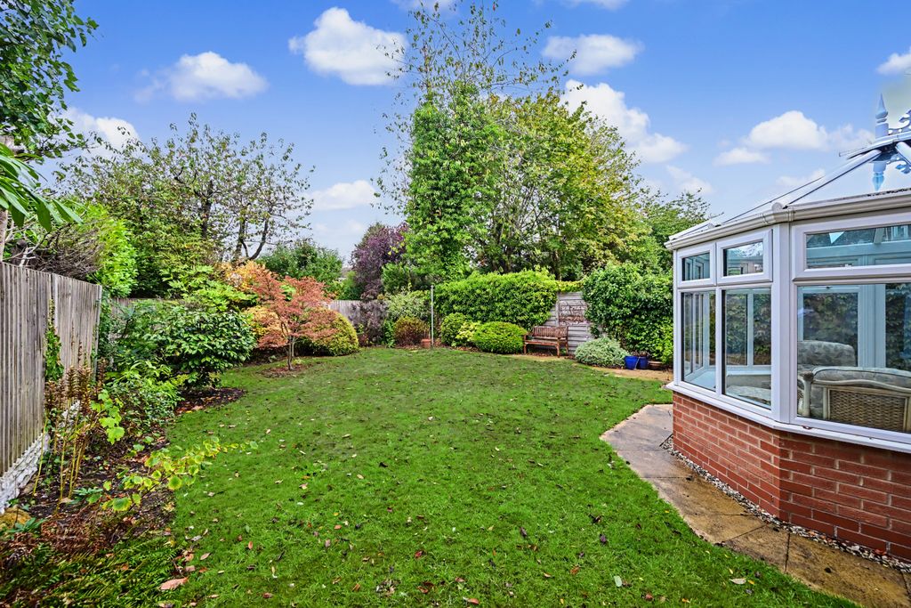 Property photo 2 of 21