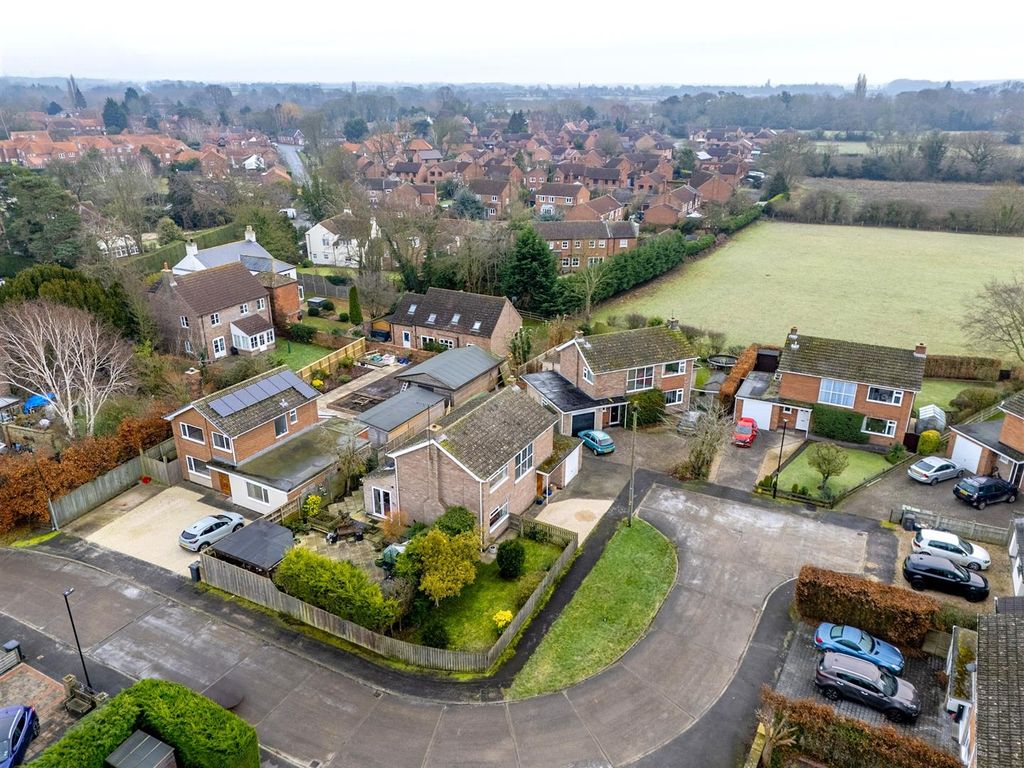 Property photo 2 of 29