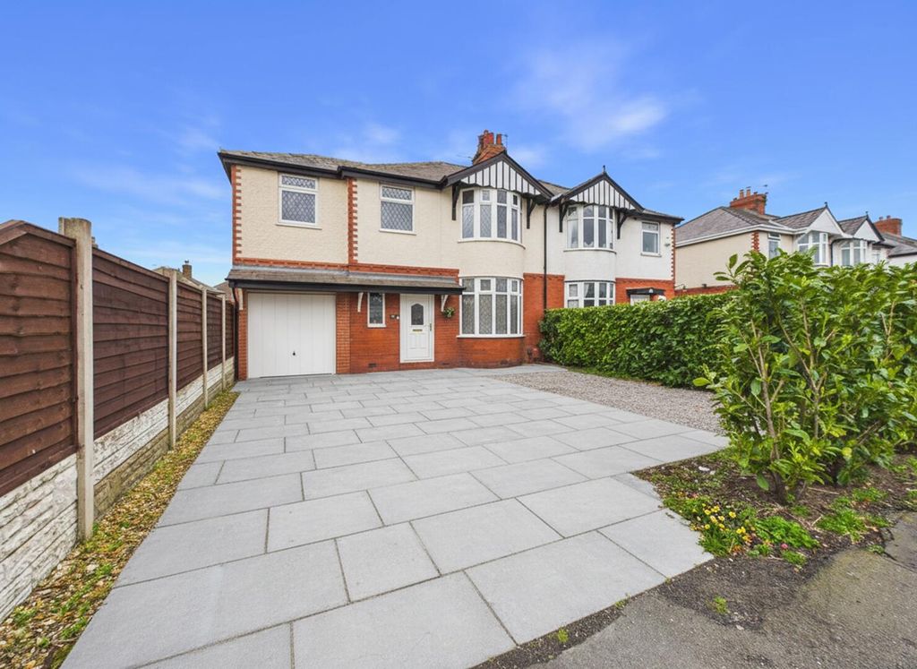 Property photo 1 of 17 Front (Exterior)