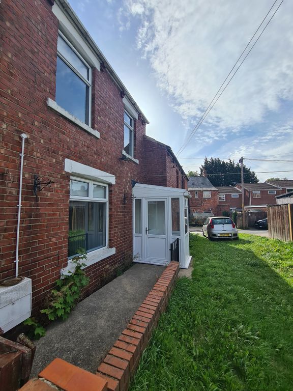 Property photo 1 of 8 20260918_104352