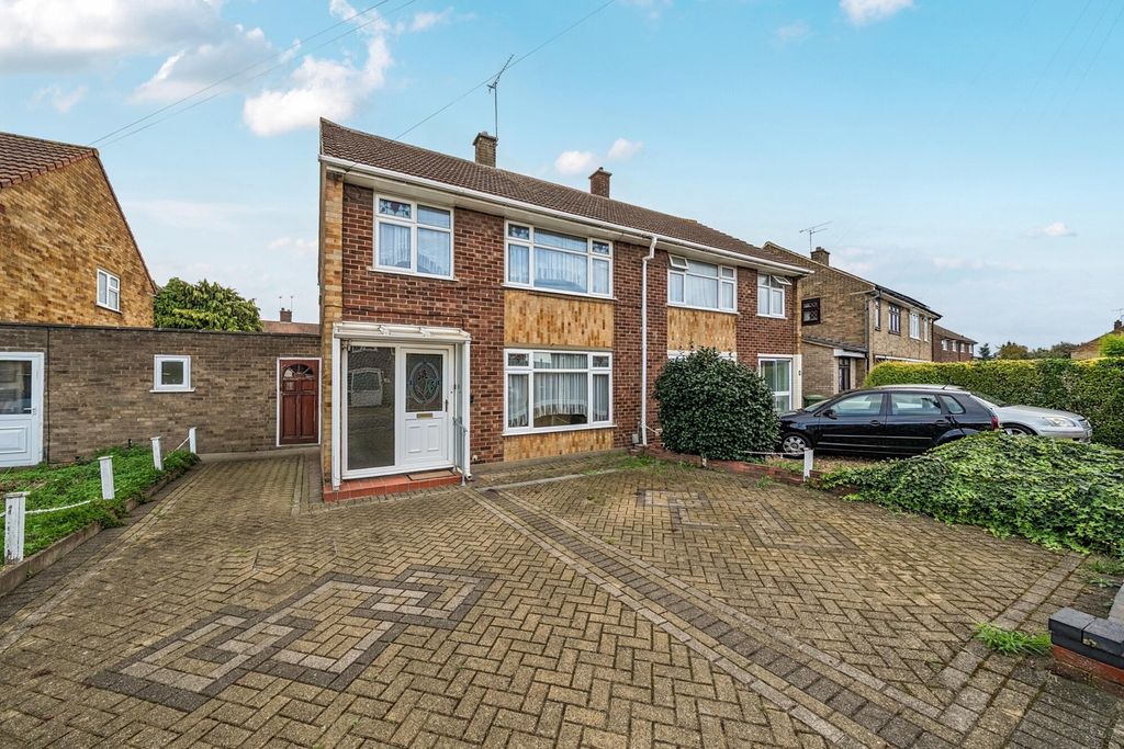 Property photo 1 of 17 1536652-2-6Ad0920...
