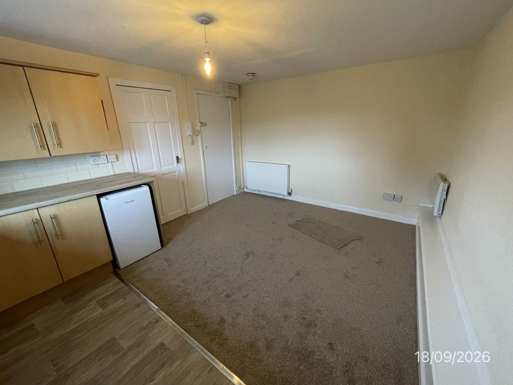 Property photo 2 of 4 Img_5978