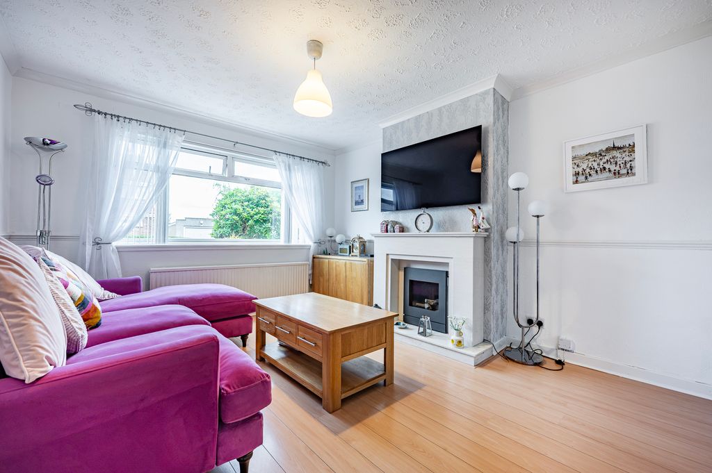 Property photo 2 of 48
