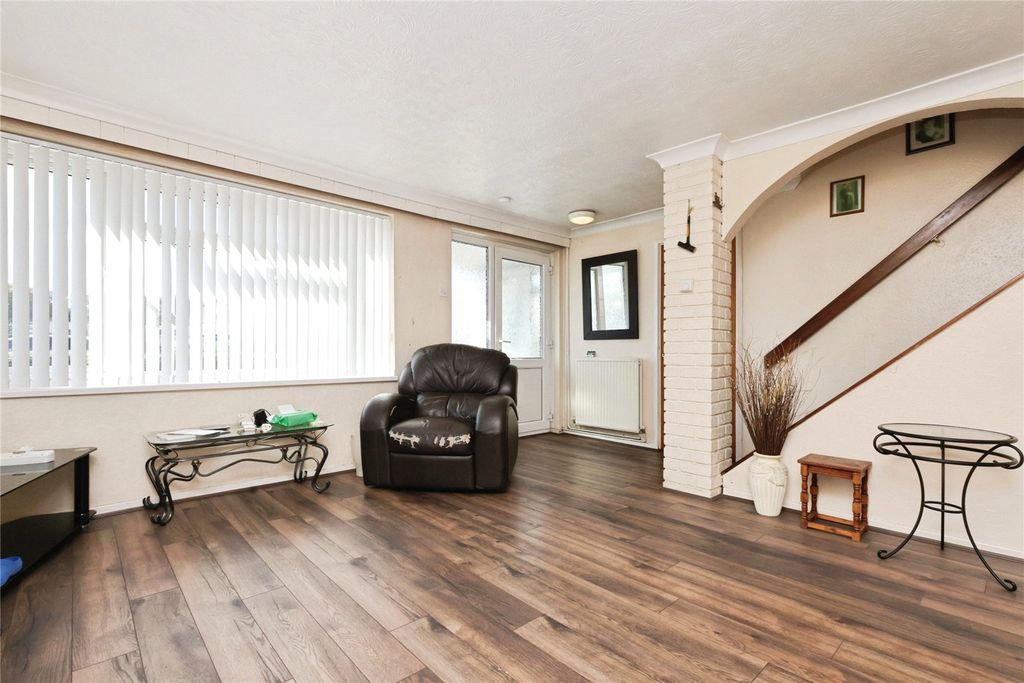 Property photo 3 of 19 Picture No. 14