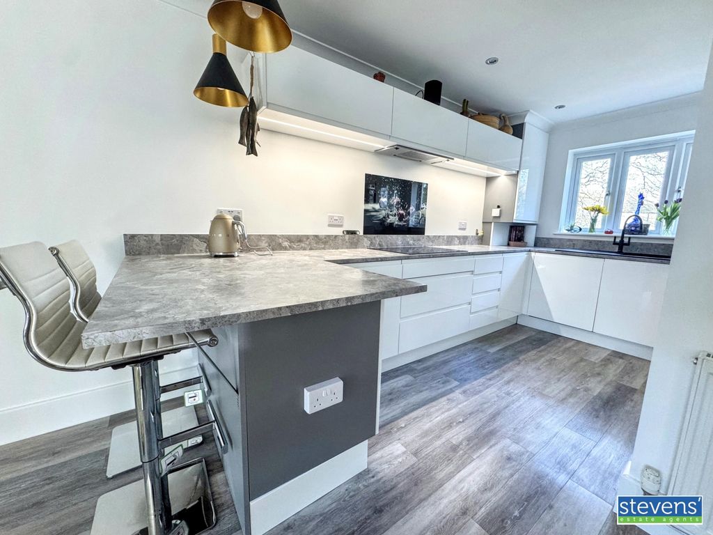 Property photo 2 of 22 Img_8429