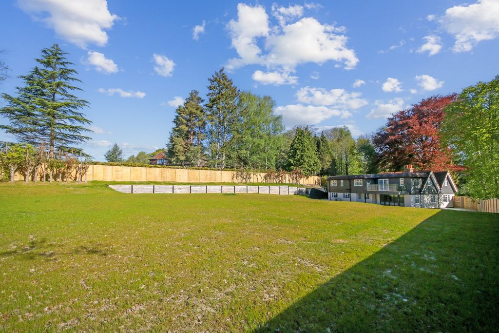 Additional image 29 of 5 bed detached house for saleTurners Hill Road, East Grinstead RH19
