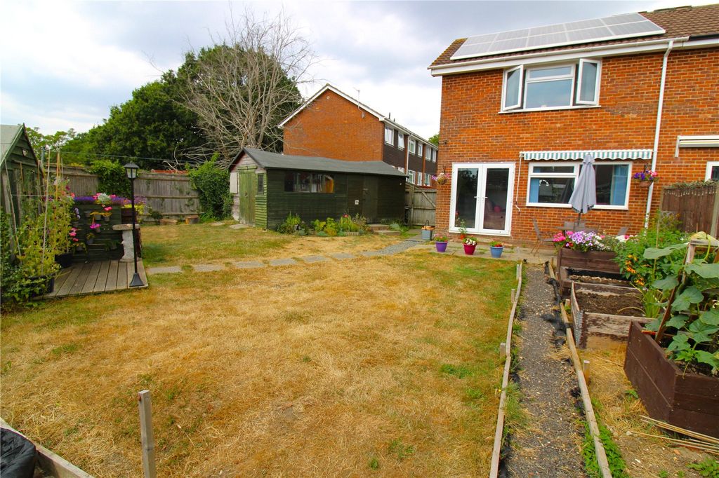 Property photo 3 of 15 Picture No. 16