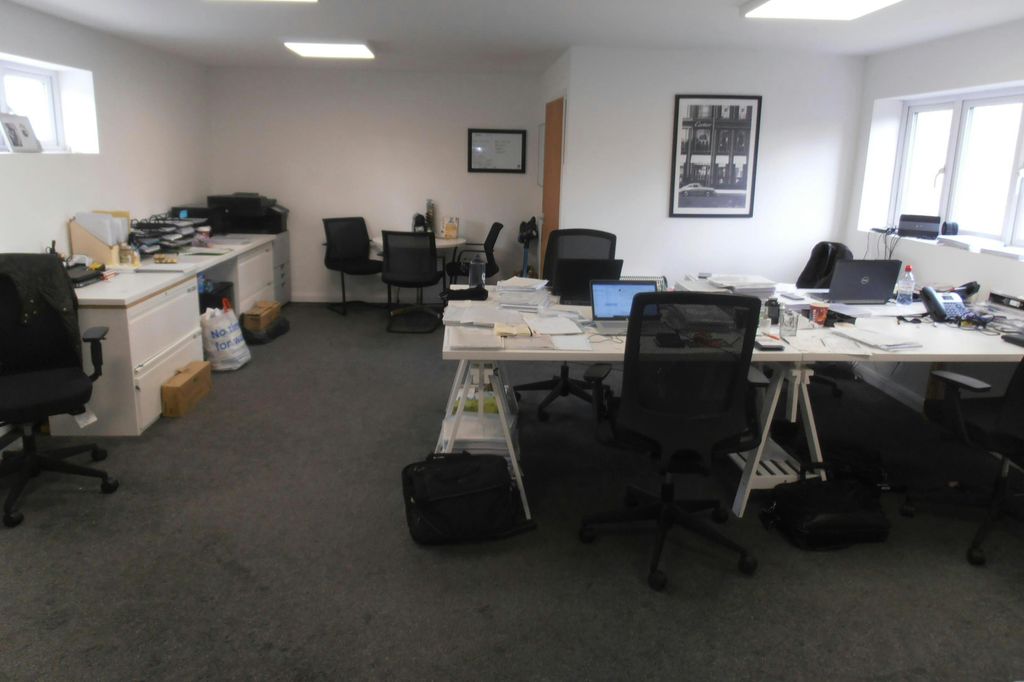 Property photo 2 of 2 London_Road_Romford_Offices_Essex_Havering_To_Let.Jpg
