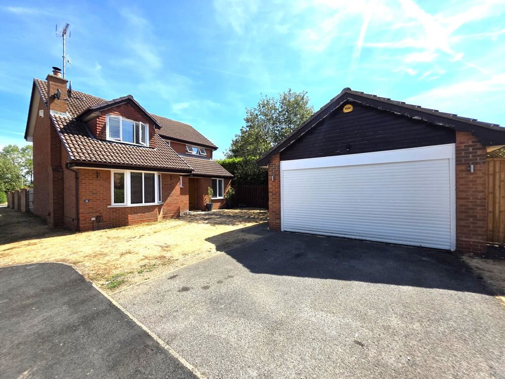 Property photo 2 of 24 Picture No. 28