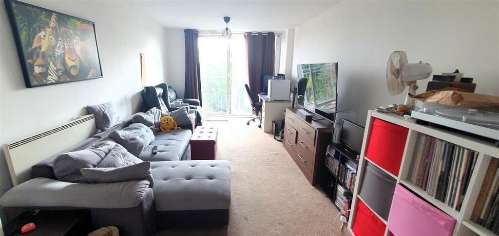 Property photo 2 of 7