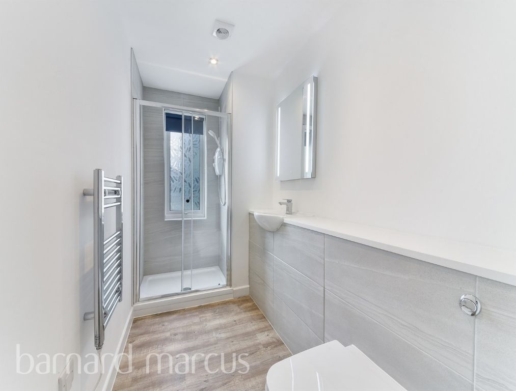 Property photo 2 of 5 Bathroom