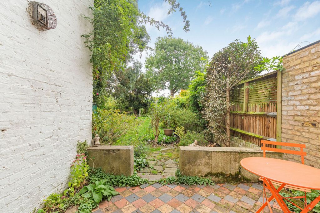 Property photo 1 of 7 Photo 1